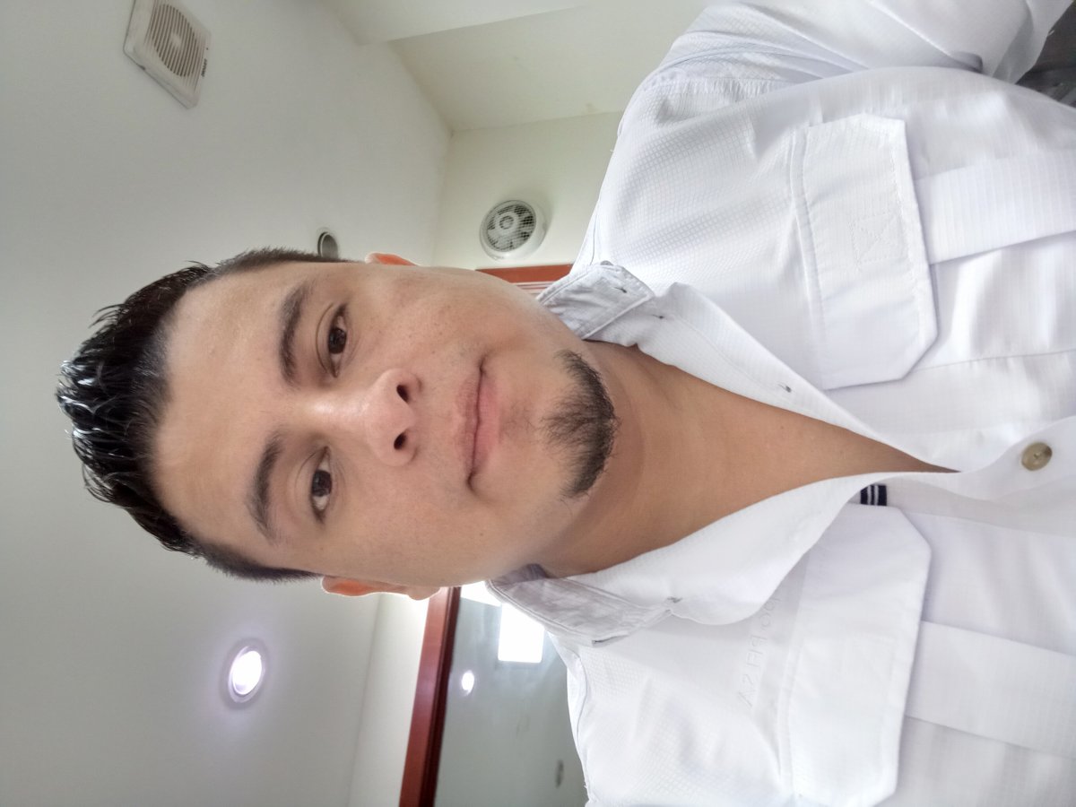 Nestor Acevedo Mazriego