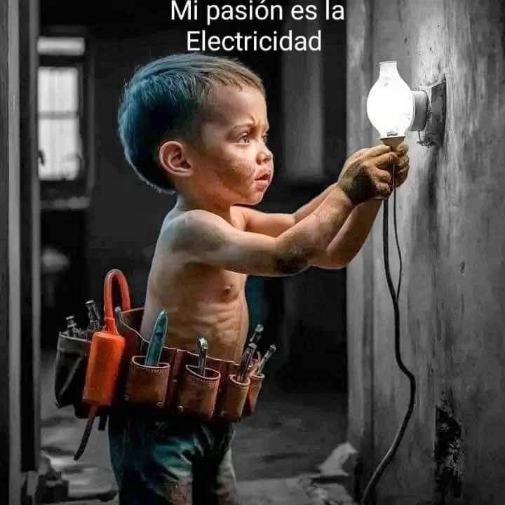 Carlos Joel  Reyes Aguilar 